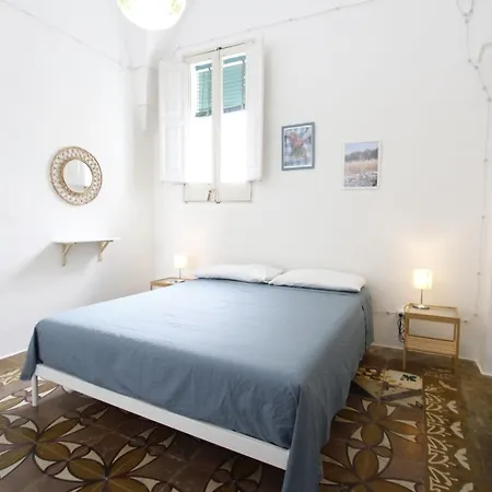 Casetta Manco בית נופש מורצ'יאנו די לאוקה